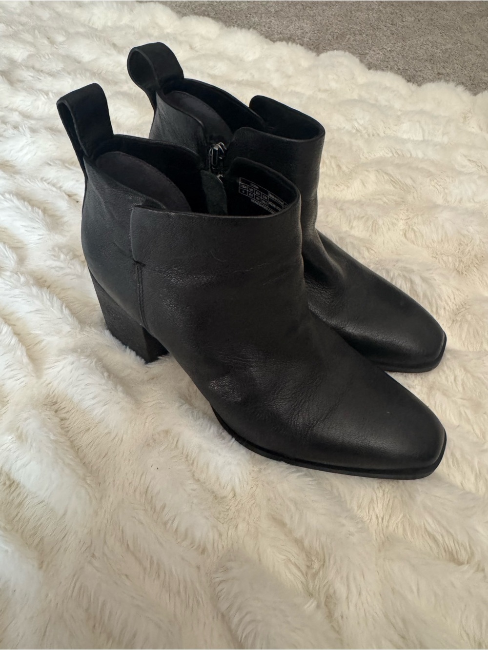 Vionic Black Leather Ankle Booties with Block Heel